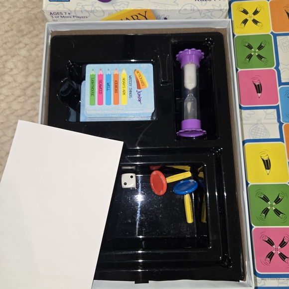 Pictionary Junior Board Game - Multicolor - Picture 4 of 4